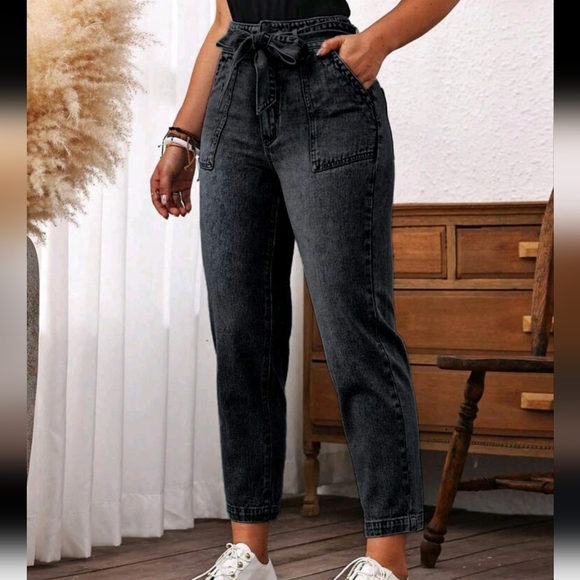 Women Tie Front Pocket Casual Straight Leg Jeans With Belt - Picture 1 of 4